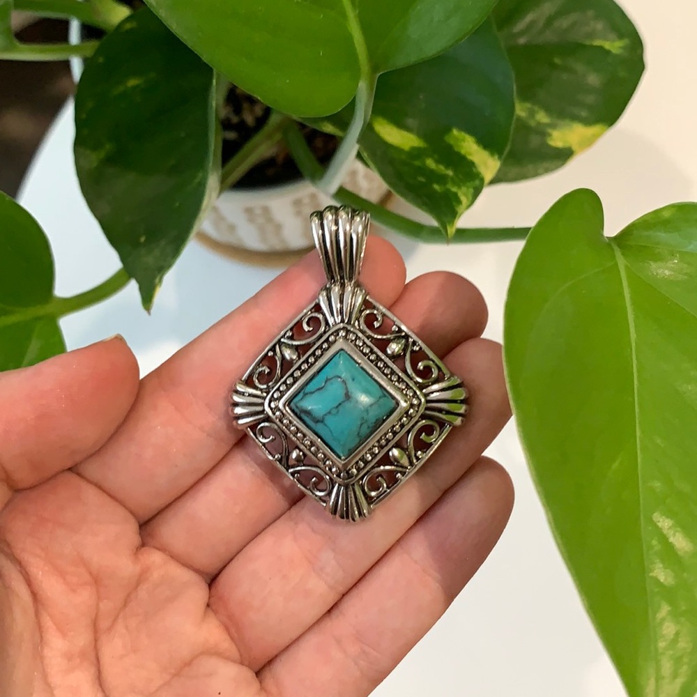 Turquoise pendant